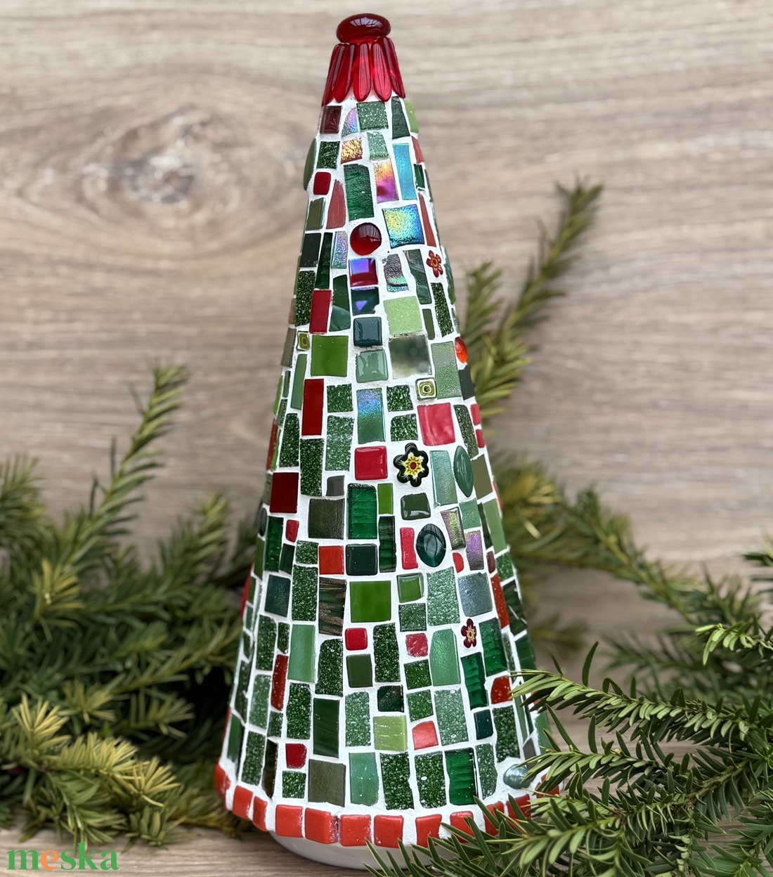 Nagy mozaik fenyő, zöld-piros - karácsony - adventi díszek - adventi ablakdekoráció - Meska.hu