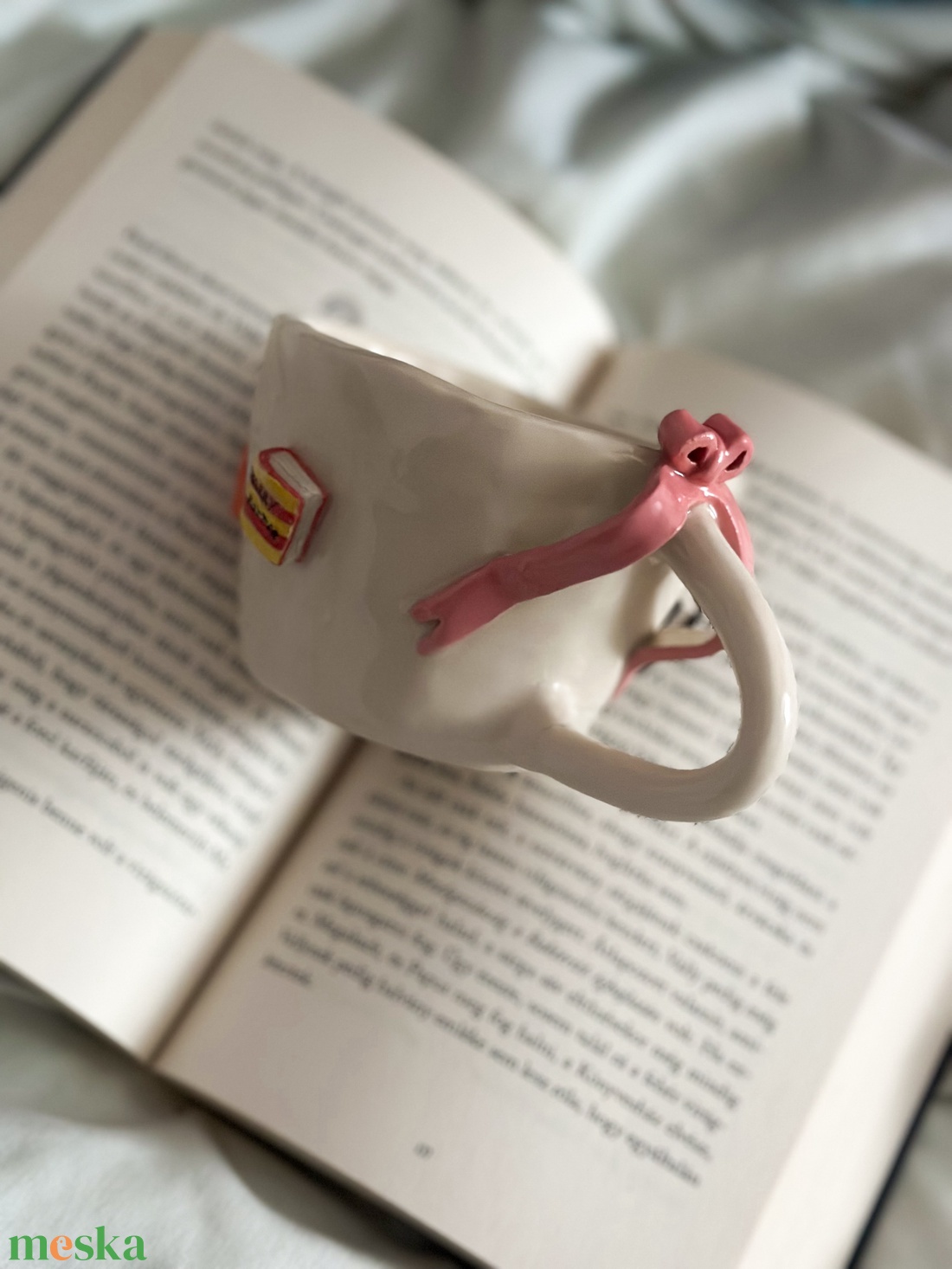 Könyvmoly bögre - otthon & életmód - konyhafelszerelés, tálalás - tálalás - bögre & csésze - Meska.hu