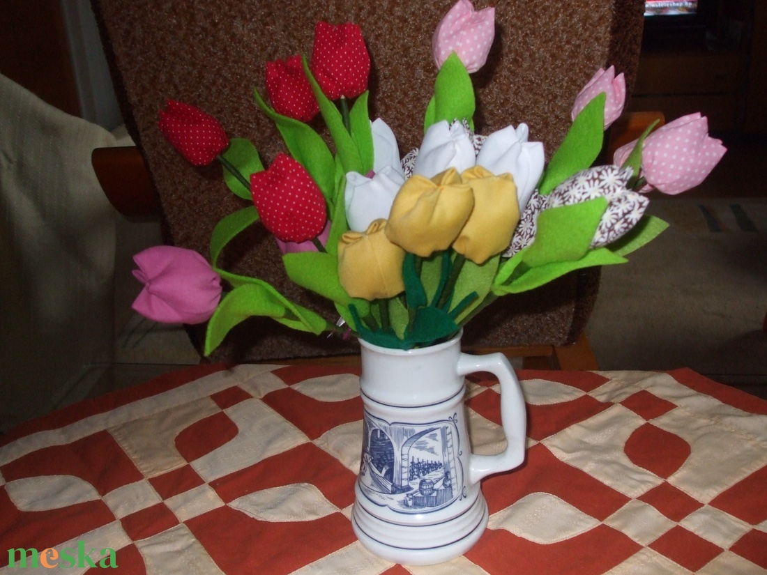 Anyák napi textil tulipáncsokor - otthon & életmód - dekoráció - virágdísz és tartó - csokor & virágdísz - Meska.hu Anyák napi textil tulipáncsokor - otthon & életmód - dekoráció - virágdísz és tartó - csokor & virágdísz - Meska.hu