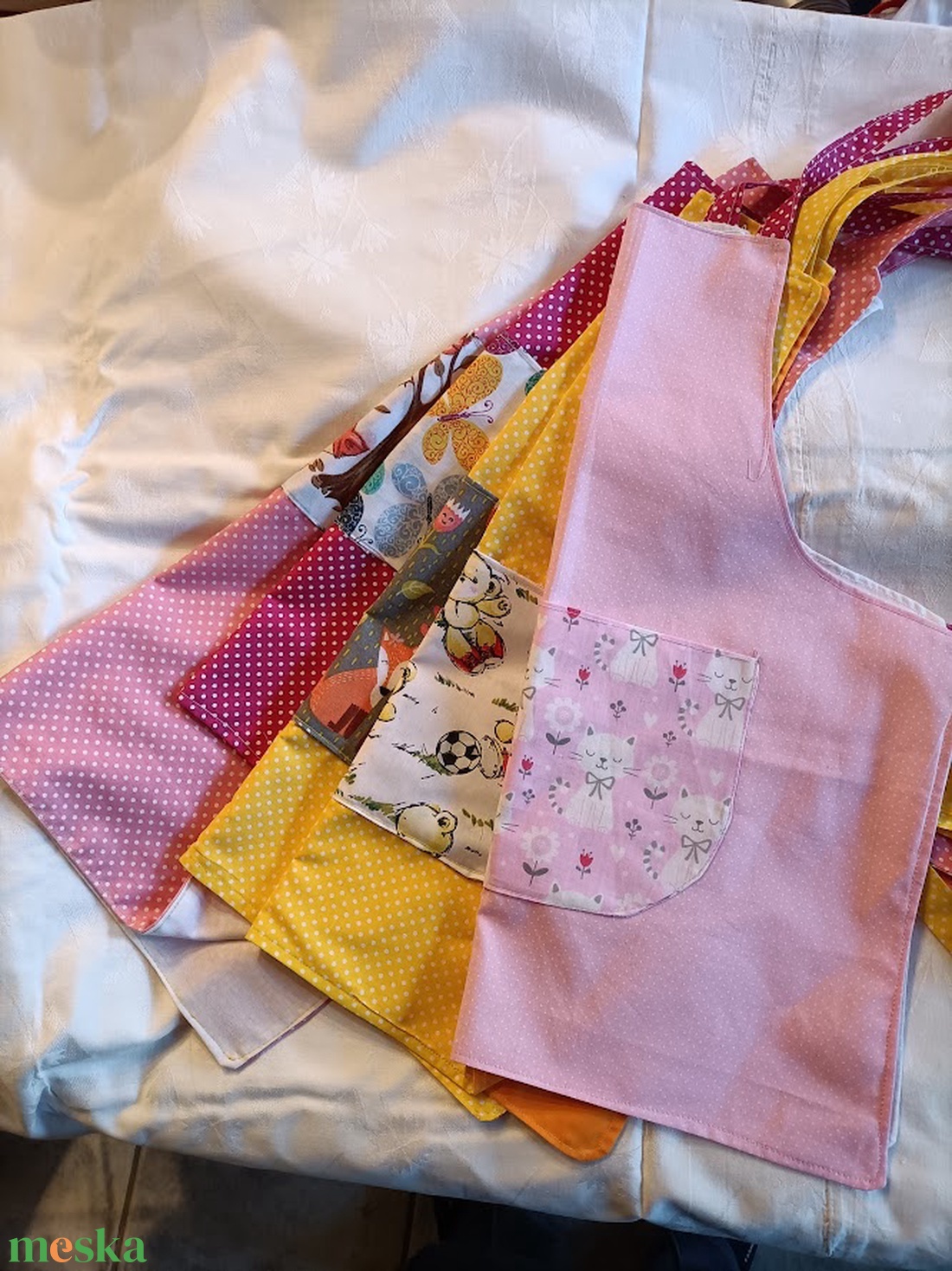 Gyermekkötény - otthon & életmód - konyhafelszerelés, tálalás - konyhai textil - kötény - Meska.hu Gyermekkötény - otthon & életmód - konyhafelszerelés, tálalás - konyhai textil - kötény - Meska.hu