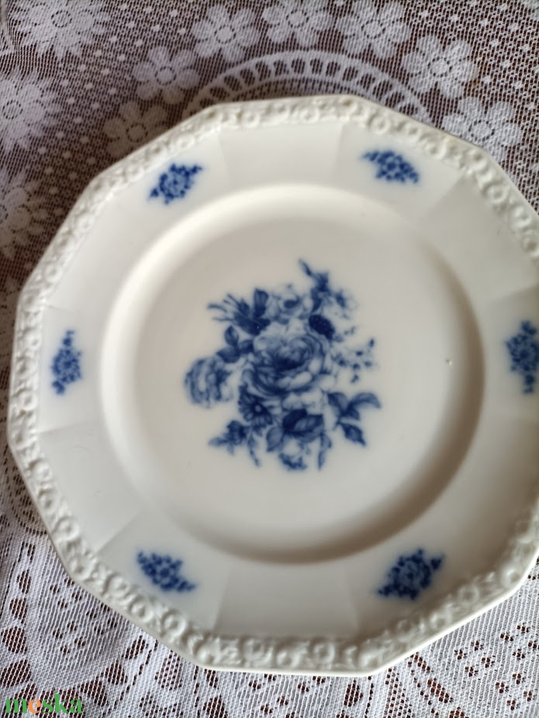 Porcelán tányér kék mintával. - otthon & életmód - konyhafelszerelés, tálalás - tálalás - tányér & étkészlet - Meska.hu