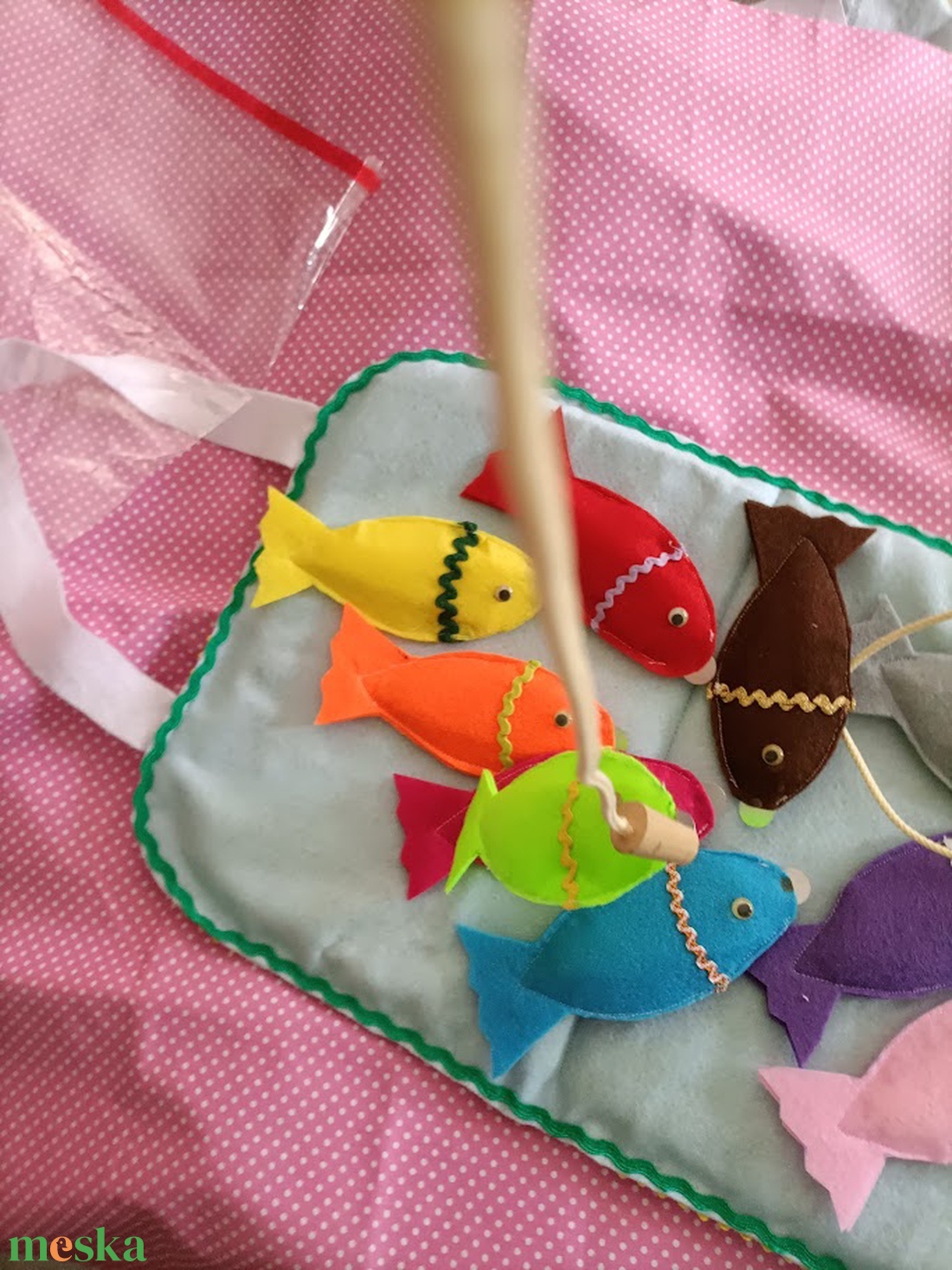 Textil horgászó játék - játék & sport - készségfejlesztő és logikai játék - szín és formaválogató játékok - Meska.hu