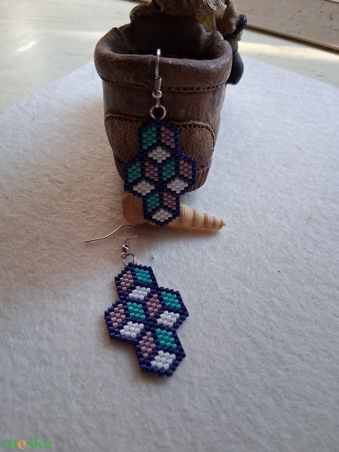 Gyöngyfűzött fülbevaló 3D - ékszer - fülbevaló - lógó fülbevaló - Meska.hu