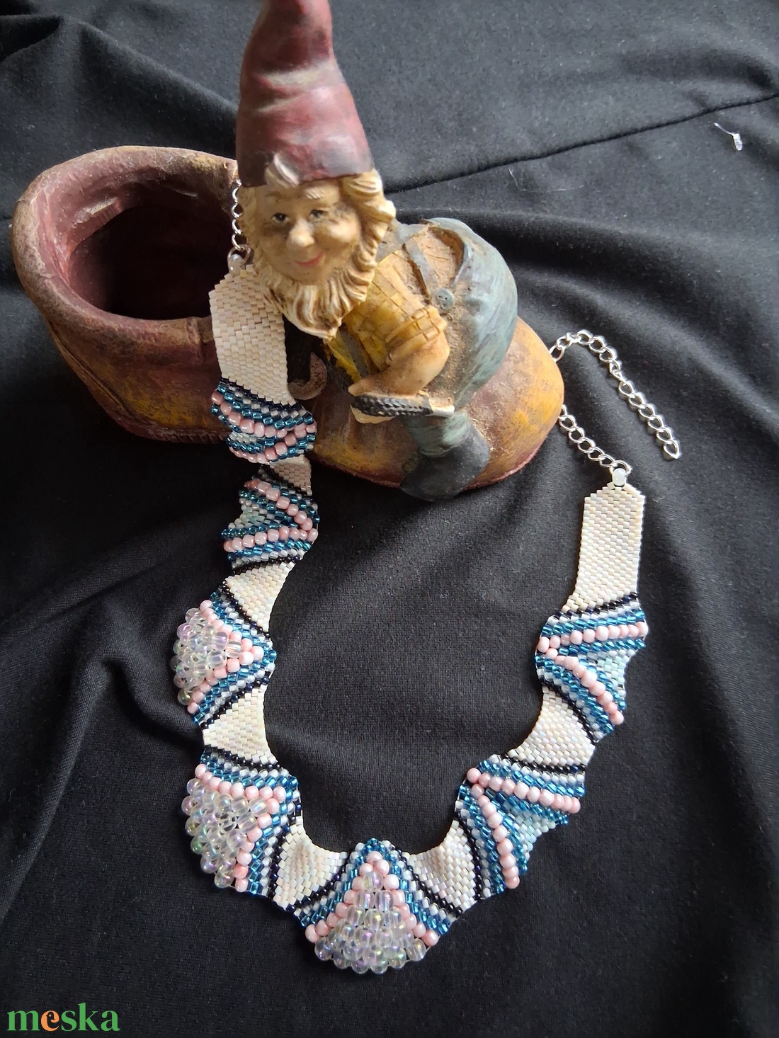 Elegáns 3D hatású gyöngyfűzött nyaklánc - ékszer - nyaklánc - hosszú nyaklánc - Meska.hu