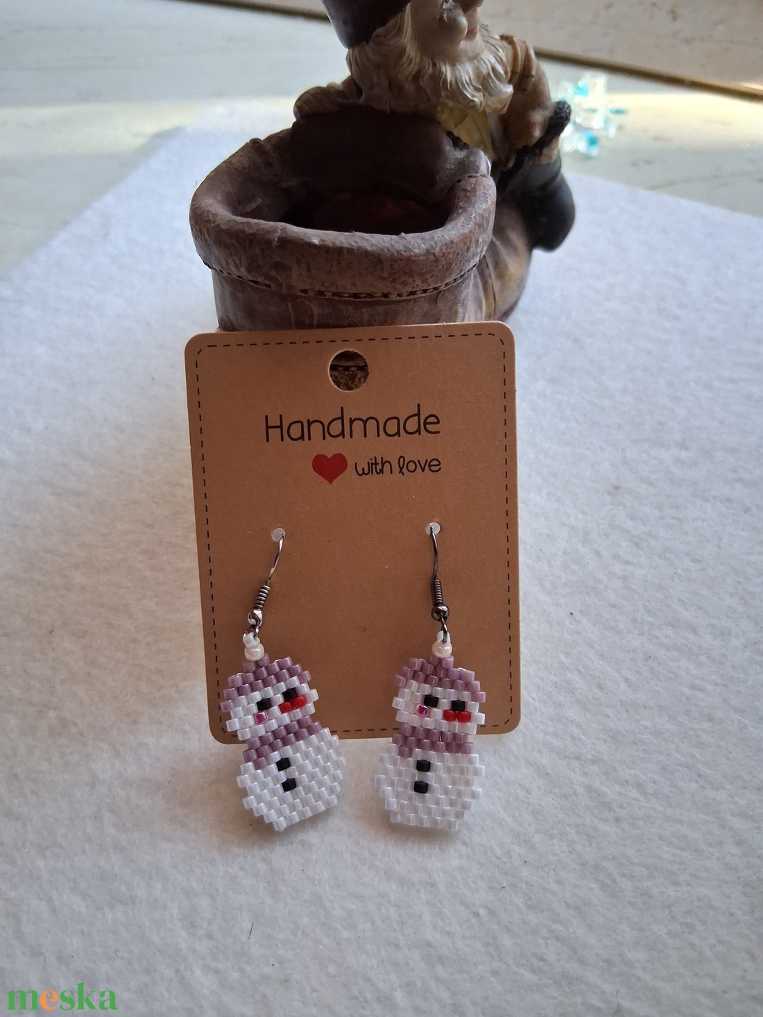 Gyöngyfűzött fülbevaló hóemberke - ékszer - fülbevaló - lógó fülbevaló - Meska.hu