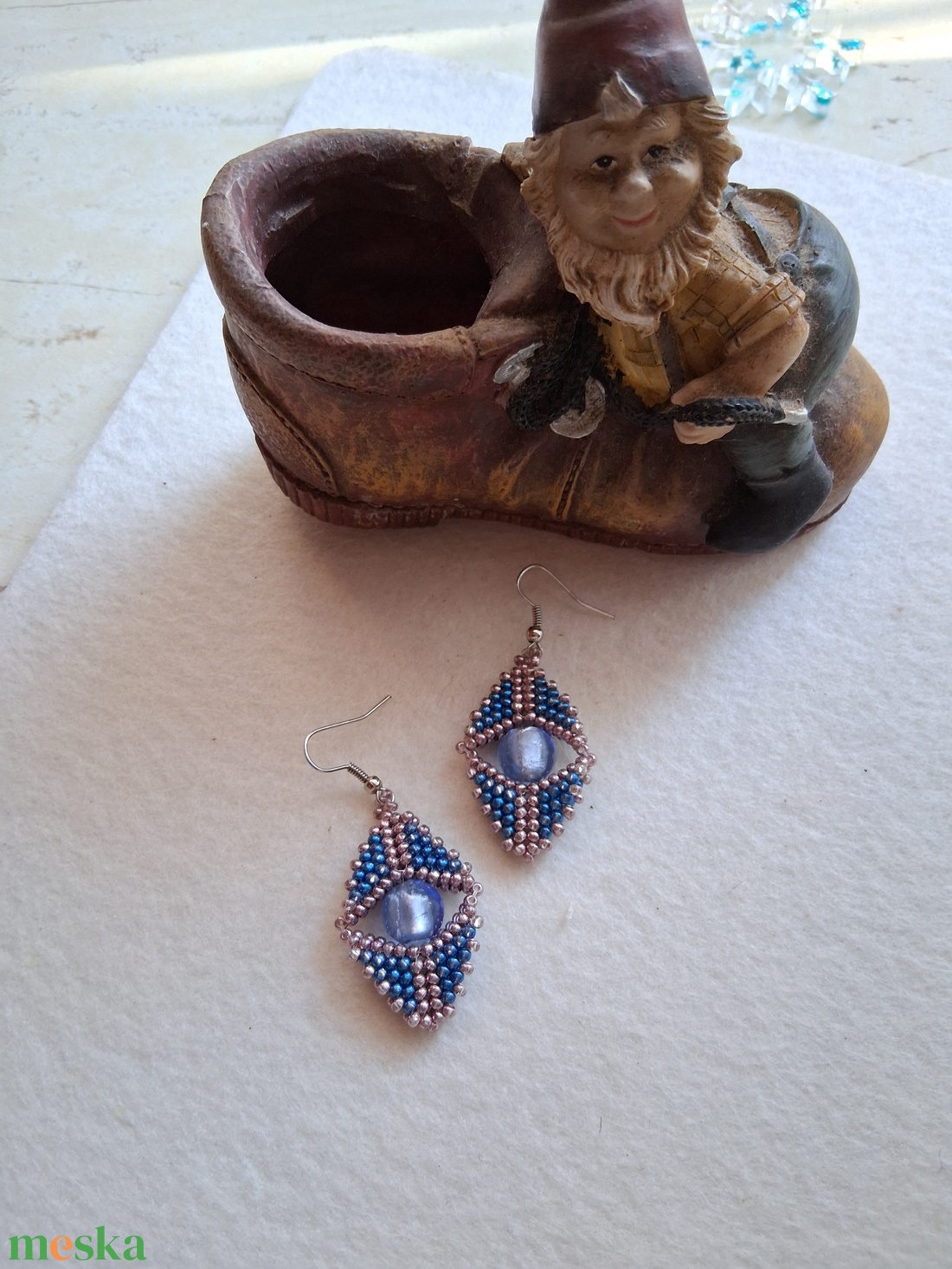 Vigyázó szem Gyöngyfűzött fülbevaló  - ékszer - fülbevaló - lógó fülbevaló - Meska.hu