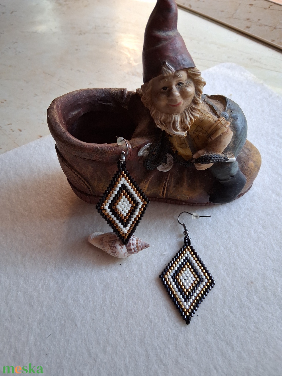 Rombusz Gyöngyfűzött fülbevaló  - ékszer - fülbevaló - lógó fülbevaló - Meska.hu