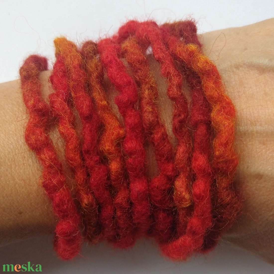 Tábortűz nemez lánc -nemezelt karkötő, nyaklánc, bokalánc, hajdísz... - esküvő - ékszer - karkötő & csuklódísz - Meska.hu