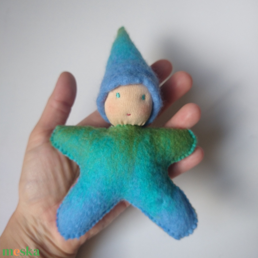 Csillagbaba öcsi - újra felhasznált, kimaradt anyagokból készült Waldorf manó  - játék & sport - baba & babaház - baba - Meska.hu