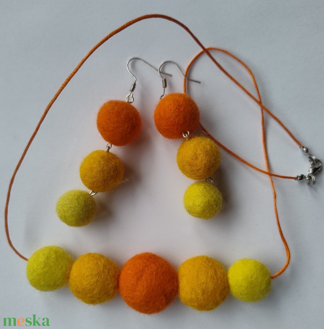 Citrus ékszerszett - gyapjúból nemezelt nyaklánc és fülbevaló - ékszer - ékszerszett - Meska.hu