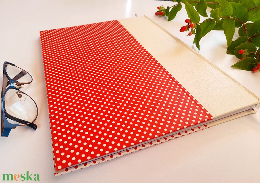 Egyedi sketchbook kézi kötéssel - rajzoláshoz és íráshoz - otthon & életmód - papír, írószer - jegyzetfüzet & napló - Meska.hu