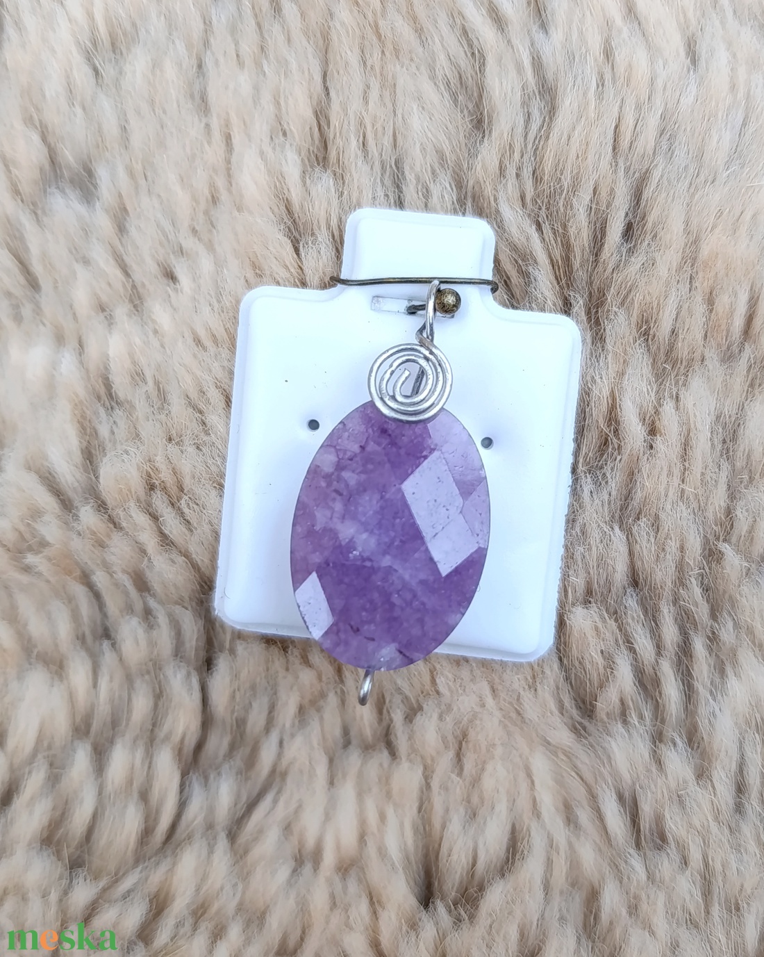 Ametiszt medál drót díszítéssel - ékszer - nyaklánc - medálos nyaklánc - Meska.hu