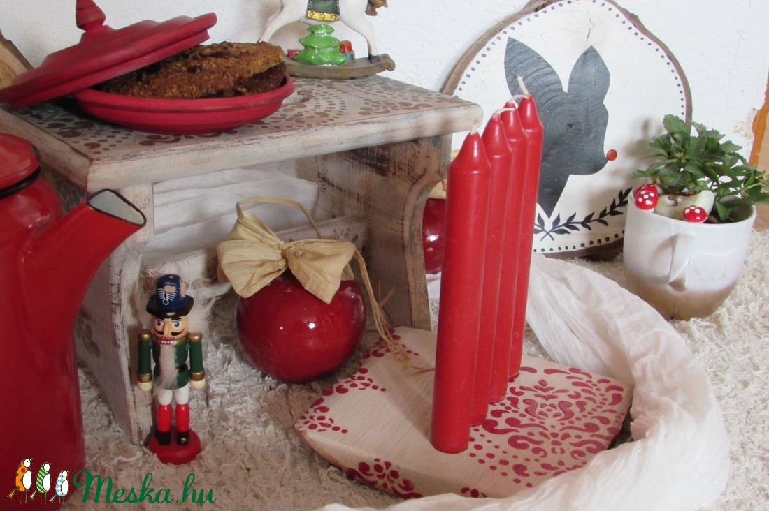 Fehér-arany mintás kis sámli (BOHOdesign karácsony kollekció) -  - Meska.hu