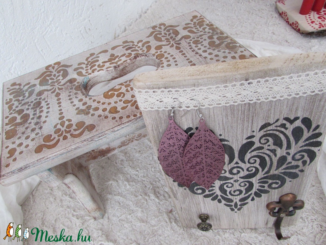 Fehér-arany mintás kis sámli (BOHOdesign karácsony kollekció) -  - Meska.hu