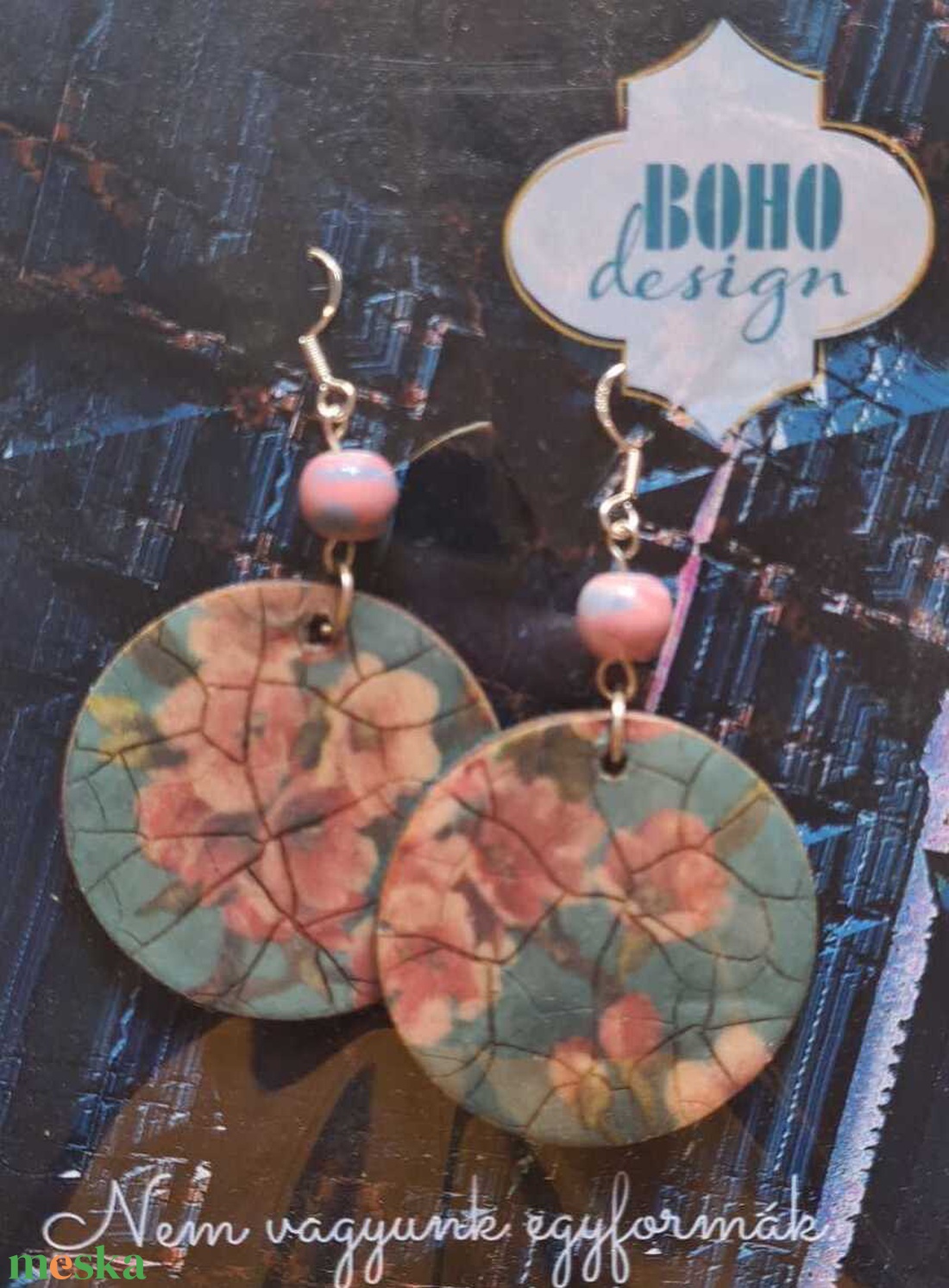 BOHOdesign aszimmetrikus fülbevaló - cseresznyevirág, türkiz - ékszer - fülbevaló - lógós kerek fülbevaló - Meska.hu