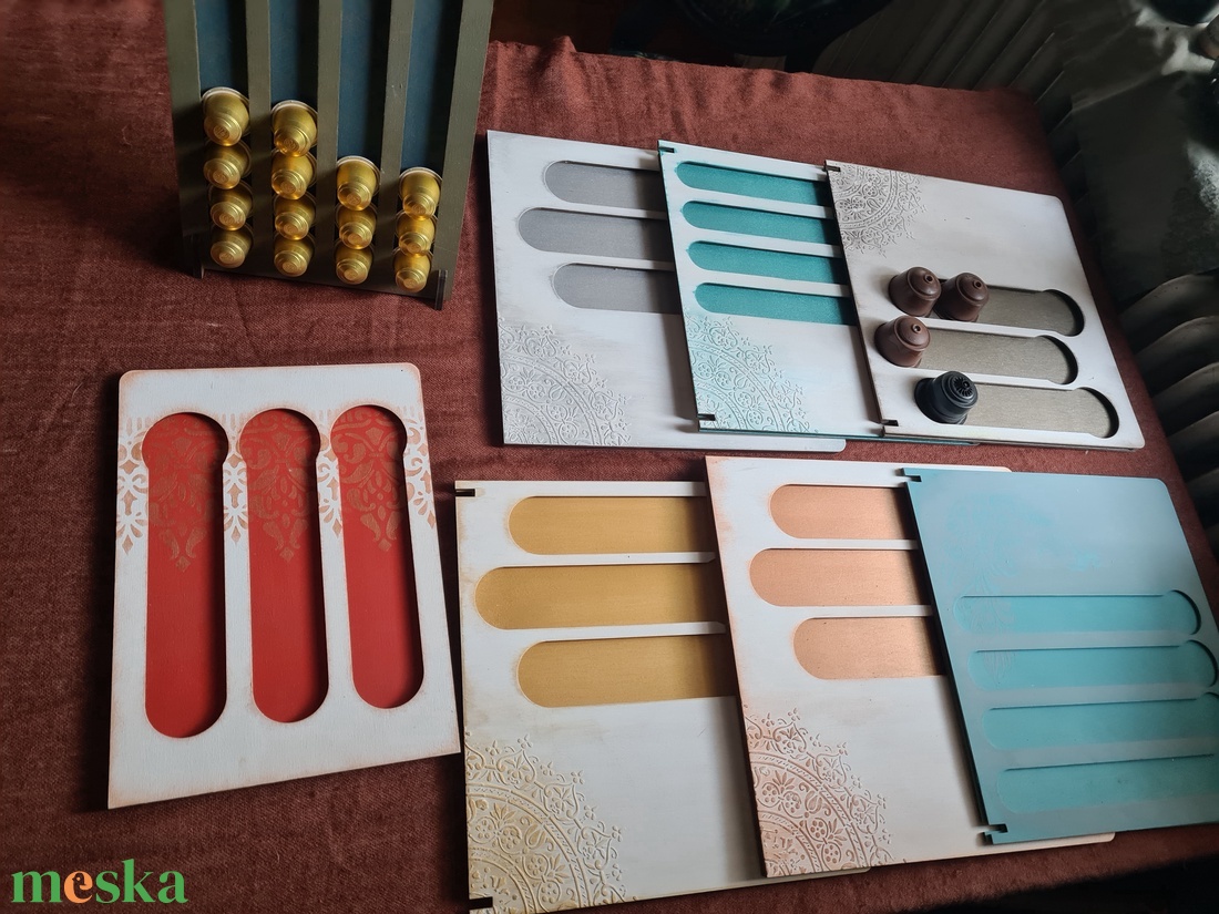 Kapszulatartók fából, Nespresso, Dolce Gusto KÉSZLETEN, GYORS SZÁLLÍTÁS - otthon & életmód - konyhafelszerelés, tálalás - konyhai tárolás - tea & kávé tárolás - Meska.hu