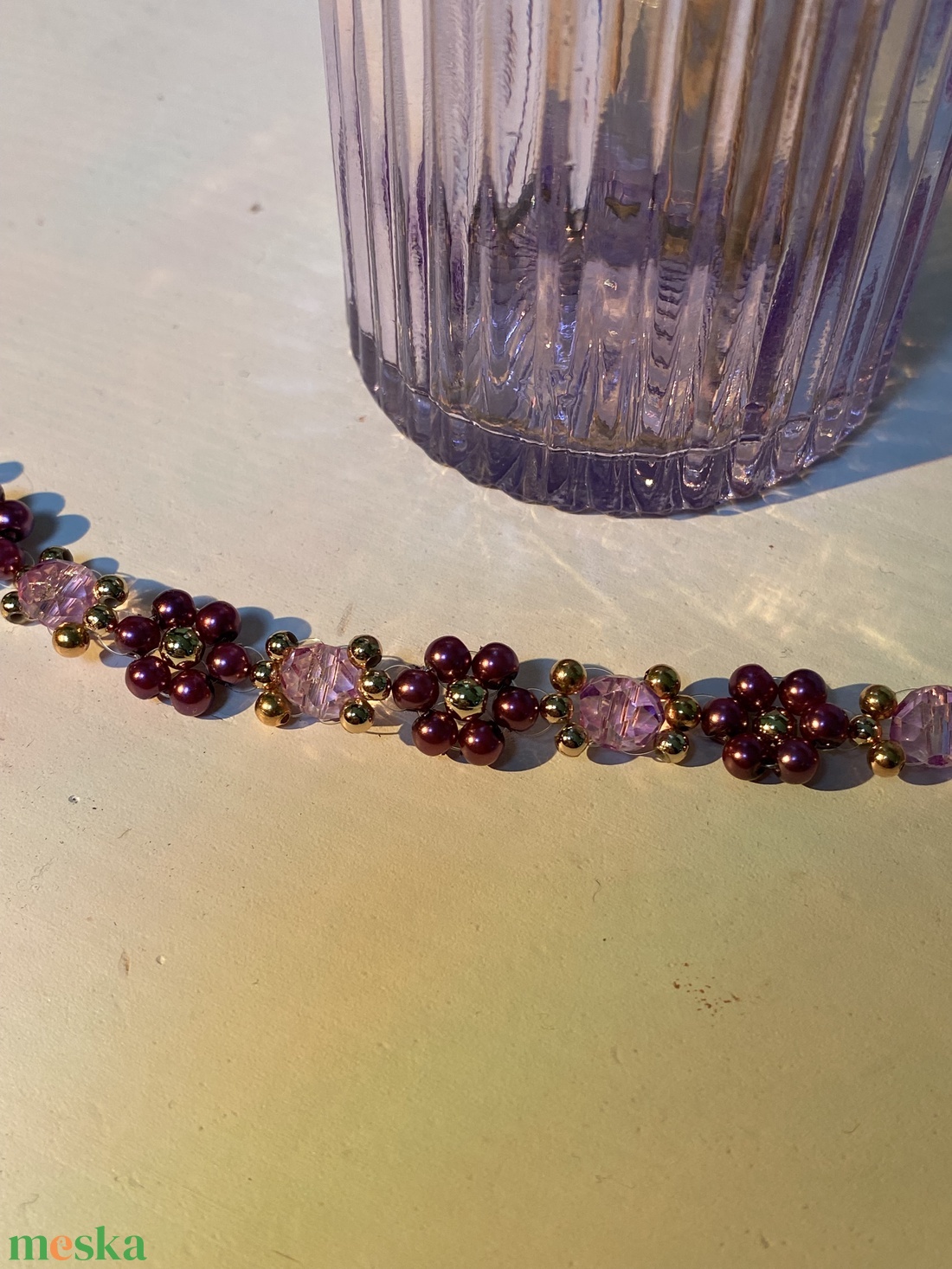 Lila karkötő - ékszer - karkötő - gyöngyös karkötő - Meska.hu