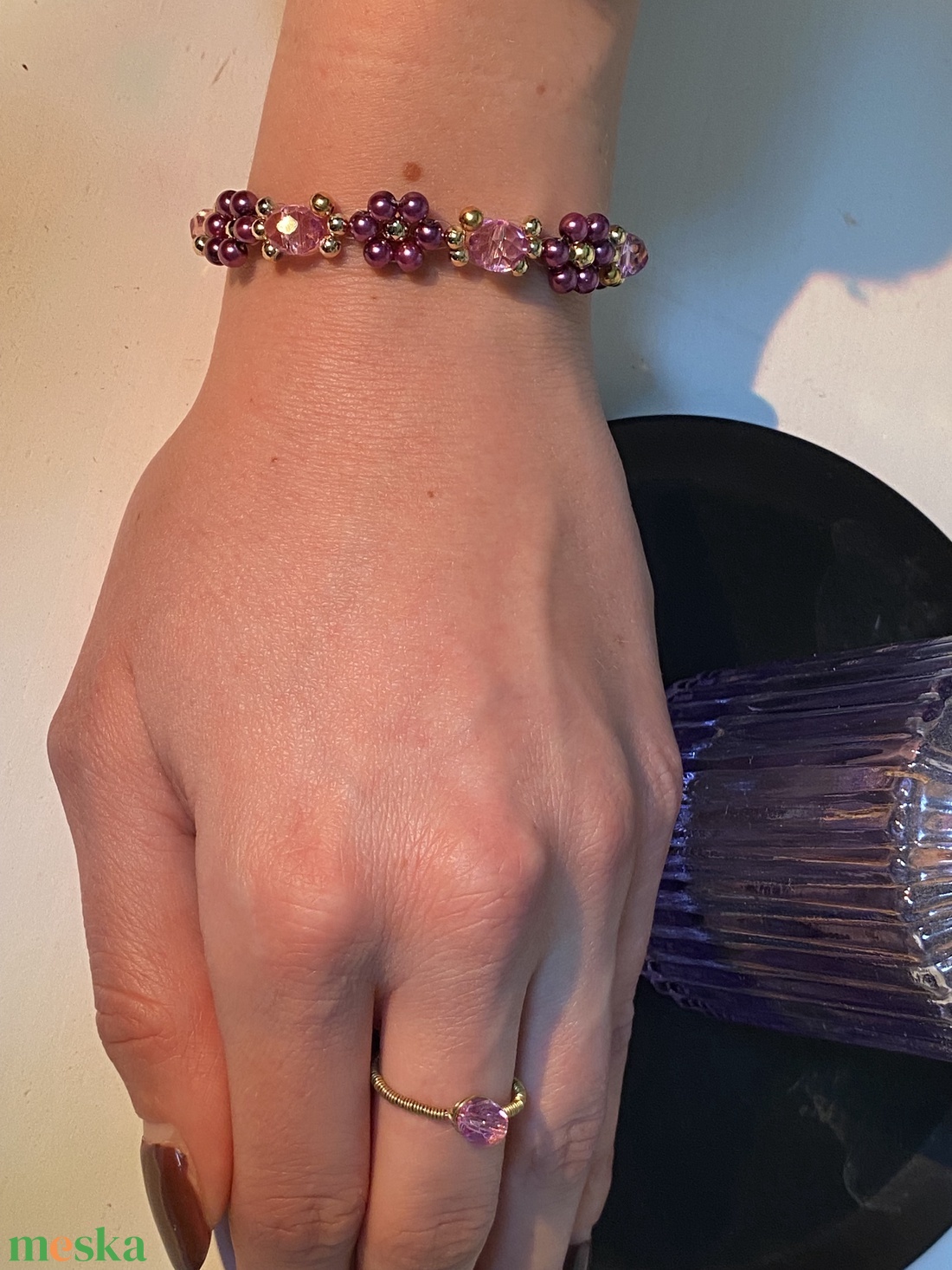 Lila karkötő - ékszer - karkötő - gyöngyös karkötő - Meska.hu