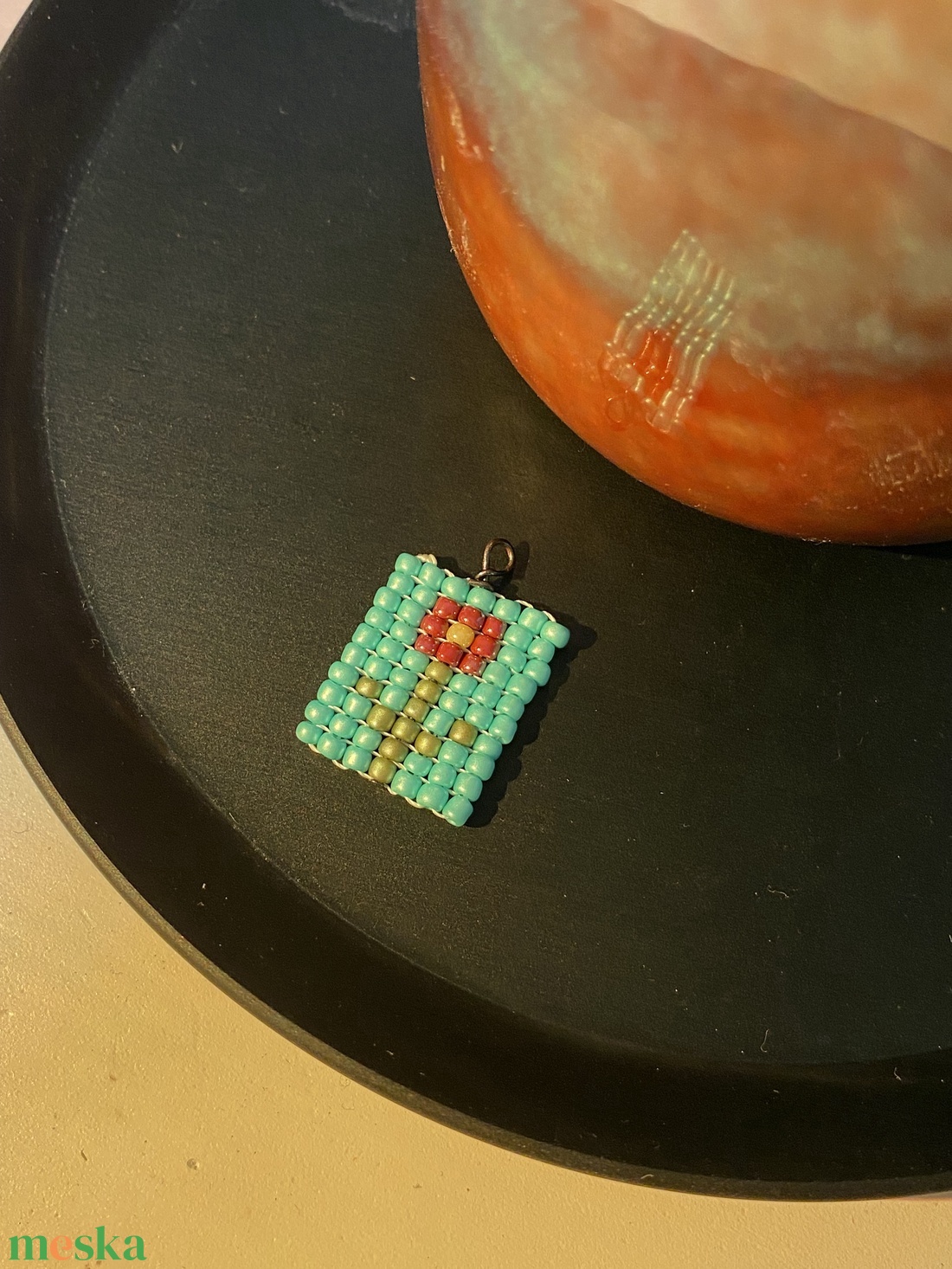 Virágos medál - ékszer - nyaklánc - medál - Meska.hu