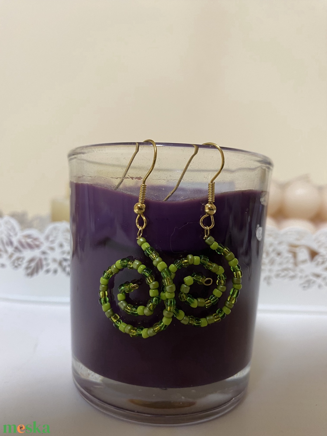 Zöld csigavonalas fülbevaló - ékszer - fülbevaló - lógó fülbevaló - Meska.hu