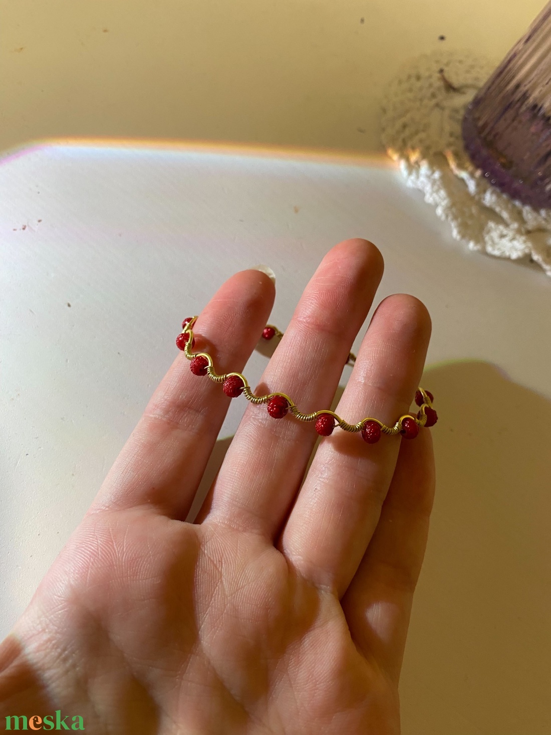 Piros gyöngyös karkötő - ékszer - karkötő - gyöngyös karkötő - Meska.hu