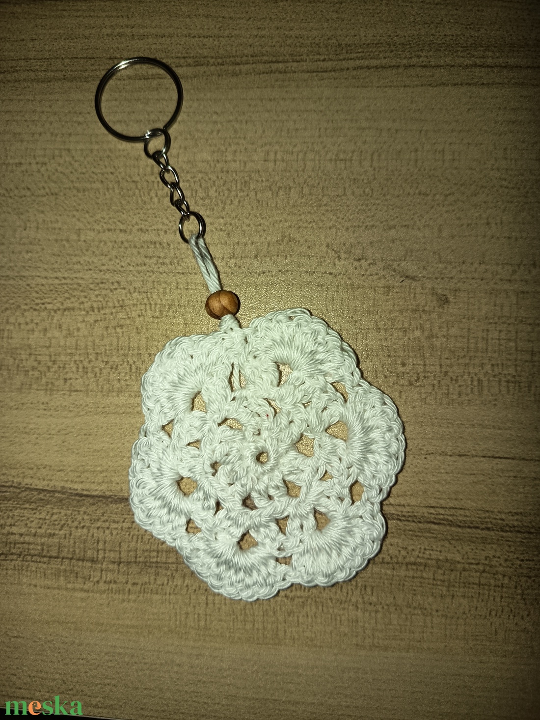 Horgolt kulcstartó - ékszer - karkötő - széles karkötő - Meska.hu