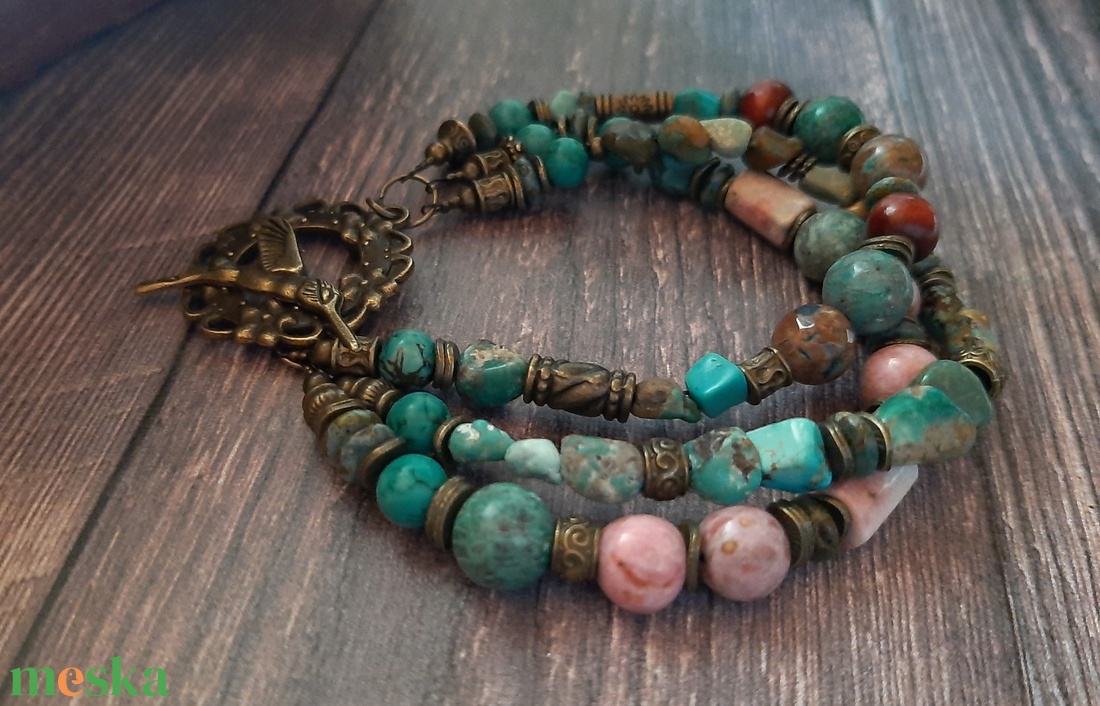 karkötő valódi türkiz, jáspis és rodokrozit gyöngyökkel - ékszer - karkötő - gyöngyös karkötő - Meska.hu