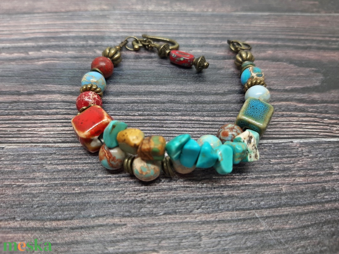 Szines, bohém karkötő - ékszer - karkötő - gyöngyös karkötő - Meska.hu