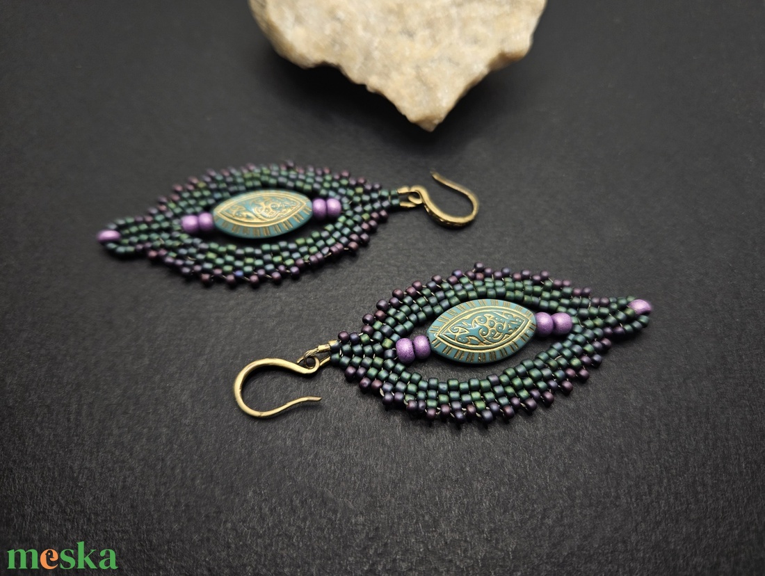 Türkiz-lila fülbevaló - ékszer - fülbevaló - csillár fülbevaló - Meska.hu