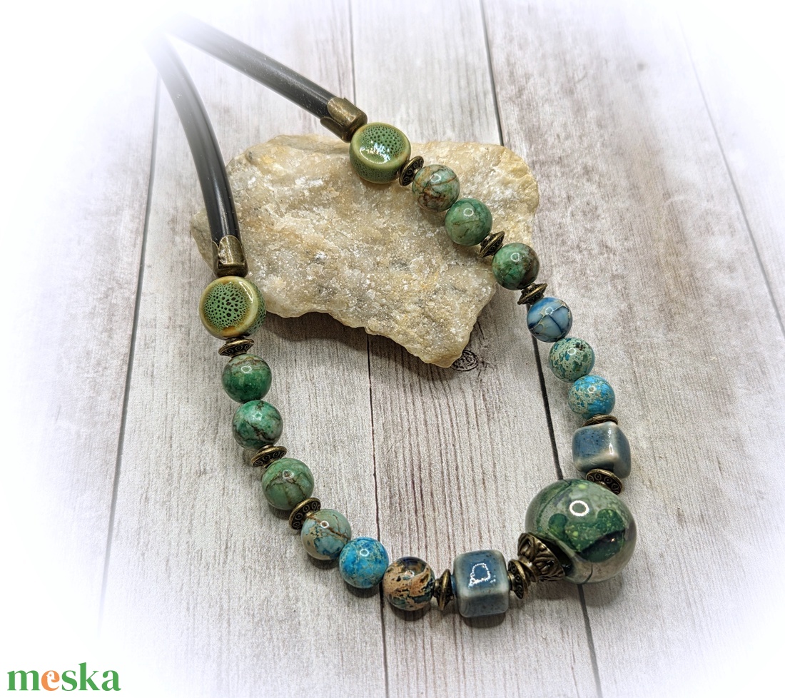 Jáspis-türkiz nyaklánc - ékszer - nyaklánc - gyöngyös nyaklánc - Meska.hu