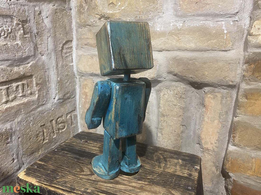 Fafiú kékben - művészet - makett, modell - Meska.hu