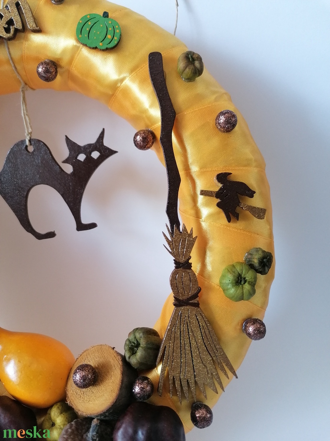 Halloween ajtódísz4 - aranysárga, macska - otthon & életmód - dekoráció - halloween - halloweeni ajtódíszek és ablakdíszek - Meska.hu Halloween ajtódísz4 - aranysárga, macska - otthon & életmód - dekoráció - halloween - halloweeni ajtódíszek és ablakdíszek - Meska.hu