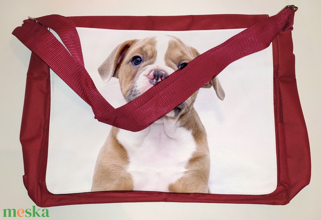 Nagyméretű egyedi oldaltáska - táska & tok - kézitáska & válltáska - vállon átvethető táska - Meska.hu