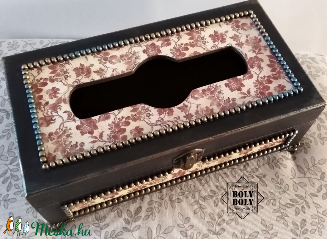 Igényes elegancia barnán - nem csak férfiaknak - otthon & lakás - tárolás & rendszerezés - zsebkendőtartó - Meska.hu Igényes elegancia barnán - nem csak férfiaknak - otthon & lakás - tárolás & rendszerezés - zsebkendőtartó - Meska.hu