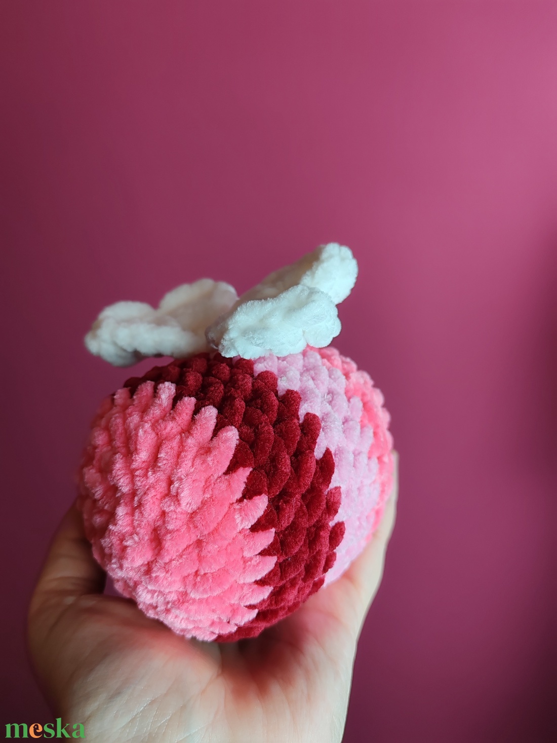 Méhecske Szerelem bogár Horgolt - 10 cm-es Valentin-napi Amigurumi Ajándék Dekoráció Játék - játék & sport - plüssállat & játékfigura - más figura - Meska.hu Méhecske Szerelem bogár Horgolt - 10 cm-es Valentin-napi Amigurumi Ajándék Dekoráció Játék - játék & sport - plüssállat & játékfigura - más figura - Meska.hu