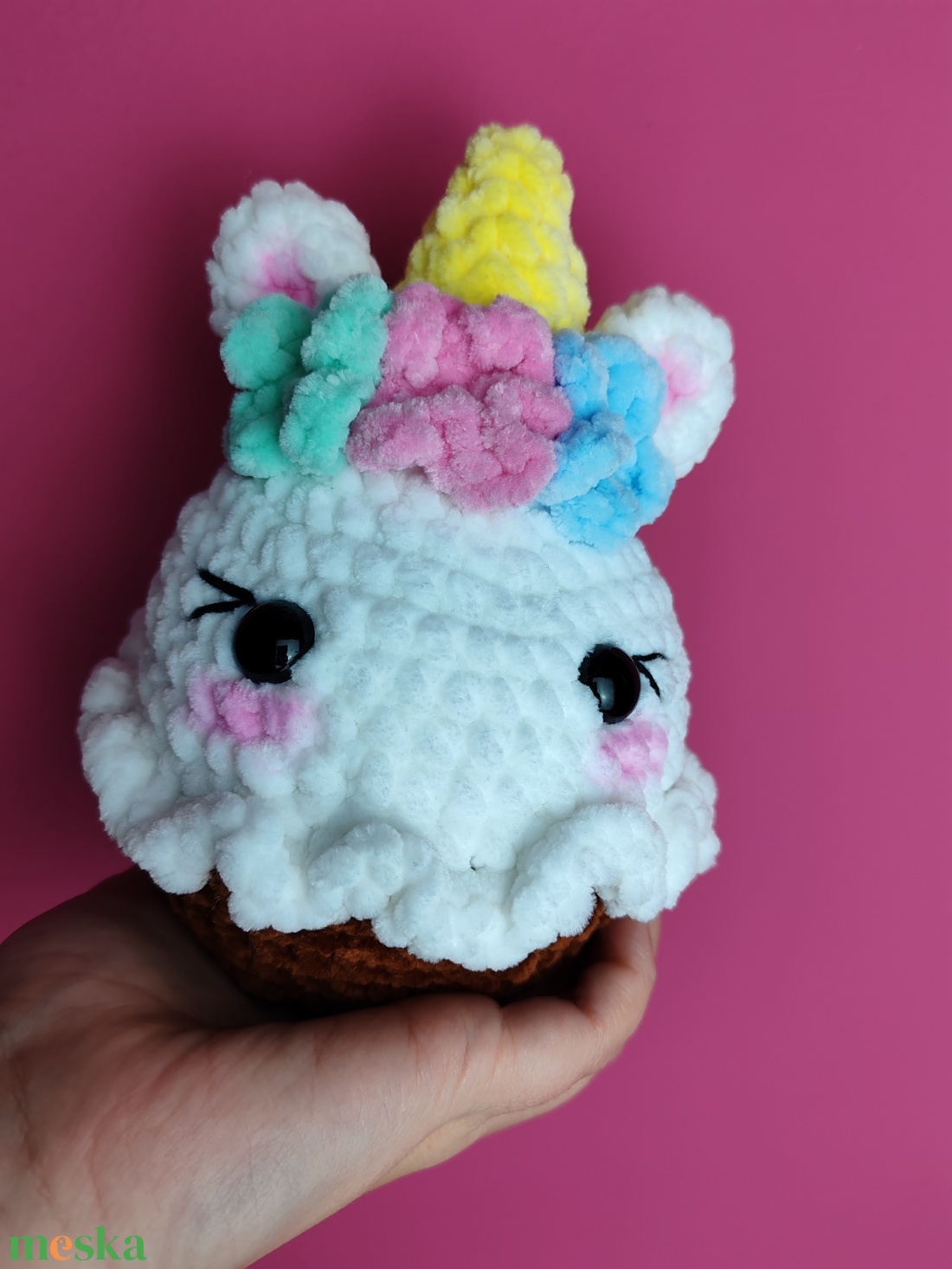 Unikornis Cupcake Muffin Horgolt  - Egyedi Kézműves Dekoráció vagy Ajándék - játék & sport - plüssállat & játékfigura - más figura - Meska.hu