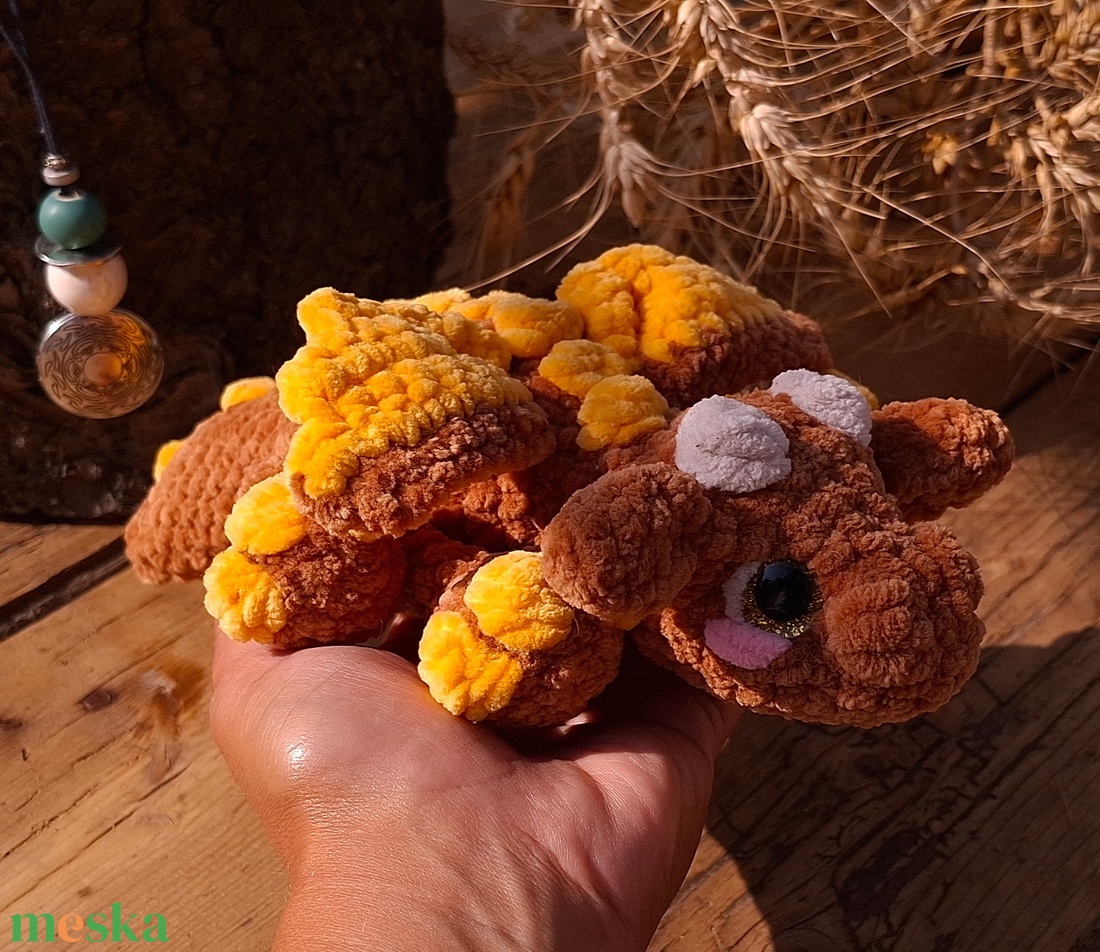 Őszi sárkány - játék & sport - plüssállat & játékfigura - más figura - Meska.hu