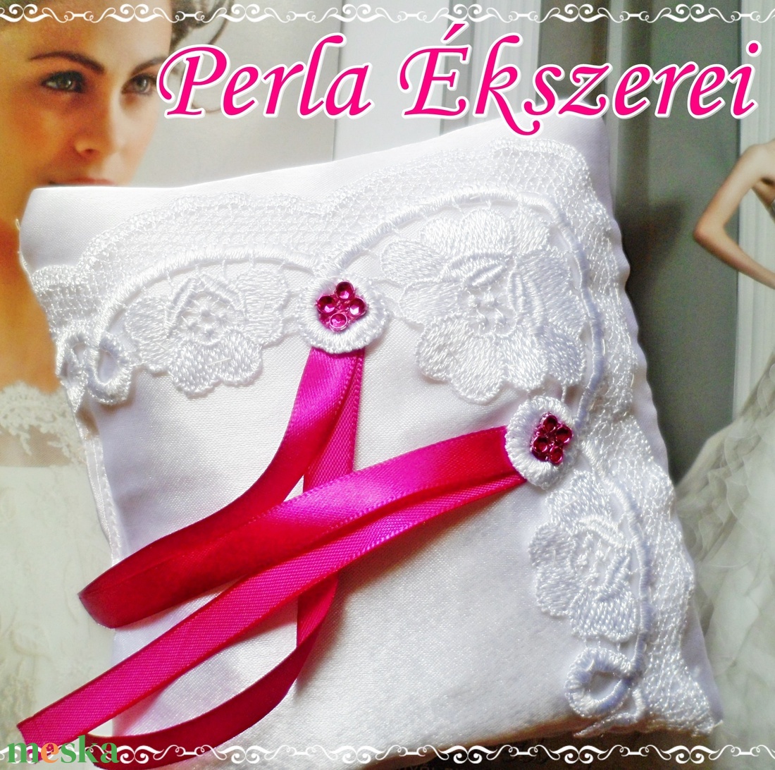 Fehér-pink gyűrűpárna - esküvő - kiegészítők - gyűrűtartó & gyűrűpárna - Meska.hu Fehér-pink gyűrűpárna - esküvő - kiegészítők - gyűrűtartó & gyűrűpárna - Meska.hu