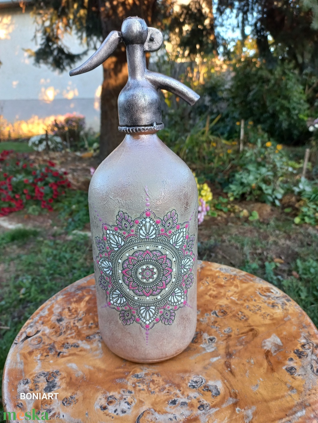 Retro szódásüveg mandala mintával - otthon & életmód - dekoráció - asztal és polc dekoráció - díszüveg - Meska.hu