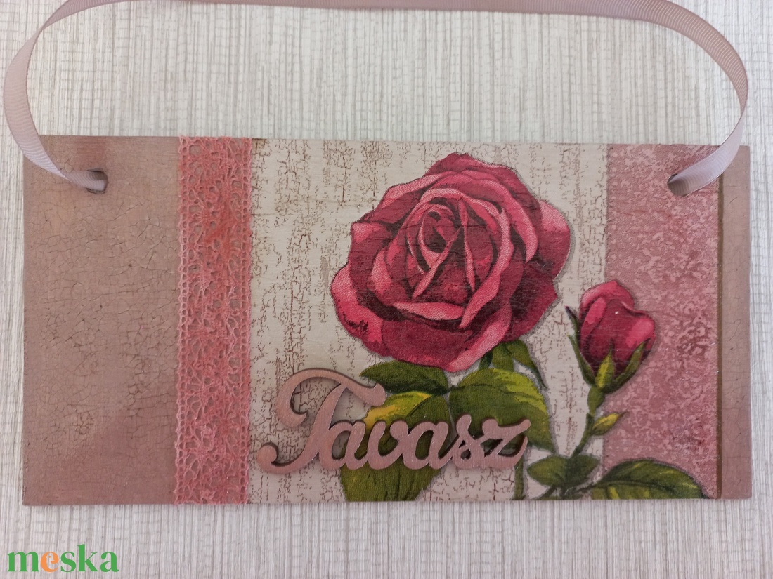 Rózsás ajtódísz tavasz táblával - otthon & életmód - dekoráció - ajtó- és ablak dekoráció - ajtótábla - Meska.hu
