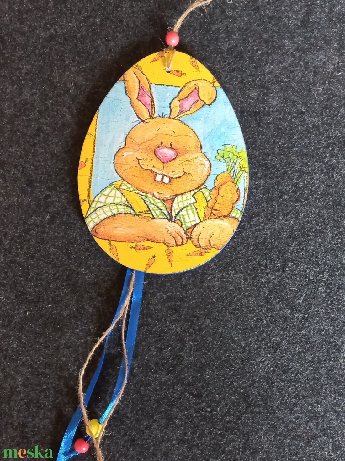 Húsvéti fa dísz szalagokkal, madzaggal, fagolyókkal. - ünnepi díszek, dekorációk - húsvéti díszek és dekorációk - Meska.hu