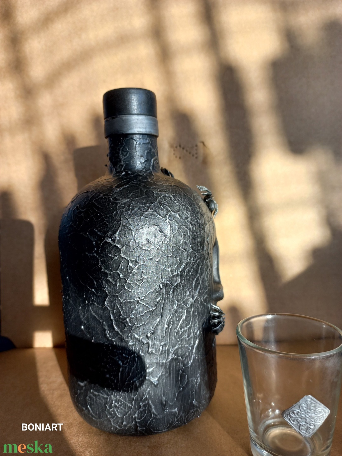 Koponya formájú üveg pókokkal - otthon & életmód - dekoráció - asztal és polc dekoráció - díszüveg - Meska.hu