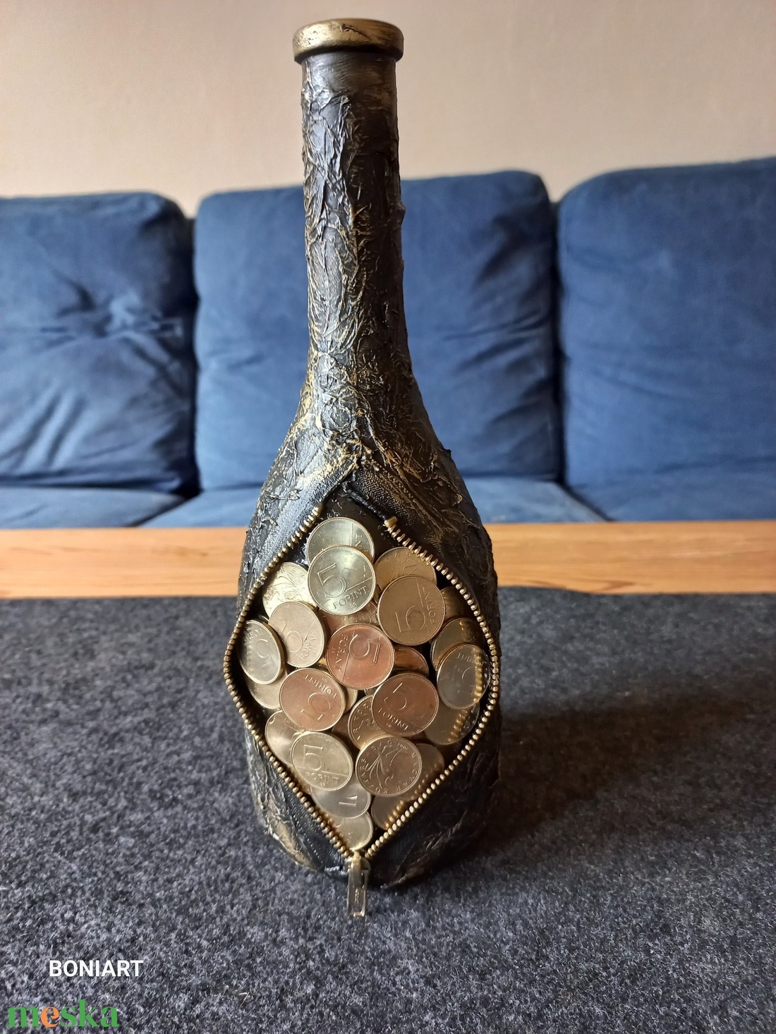 Bőség üveg pénz érmékkel, arany színnel. - otthon & életmód - dekoráció - asztal és polc dekoráció - díszüveg - Meska.hu