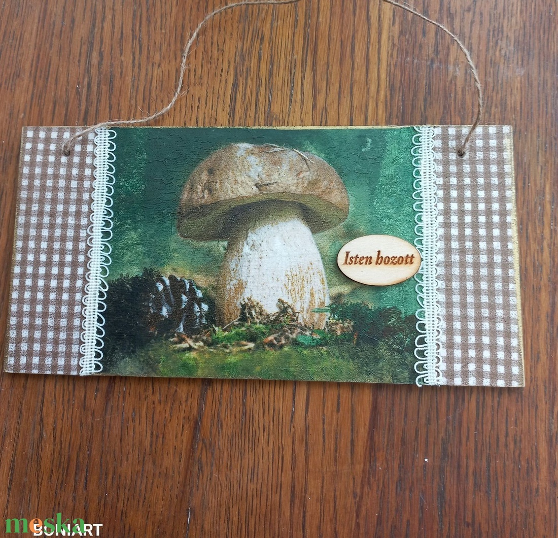 Gombás ajtódísz - otthon & életmód - dekoráció - ajtó- és ablak dekoráció - ajtótábla - Meska.hu