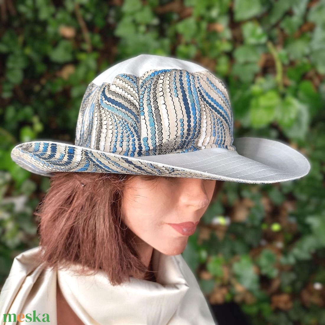 Gabi fazon / nyári nagyszélű varrott kalap, kombinált / fehér- kék, beige design mintás - ruha & divat - sál, sapka, kendő - kalap - Meska.hu