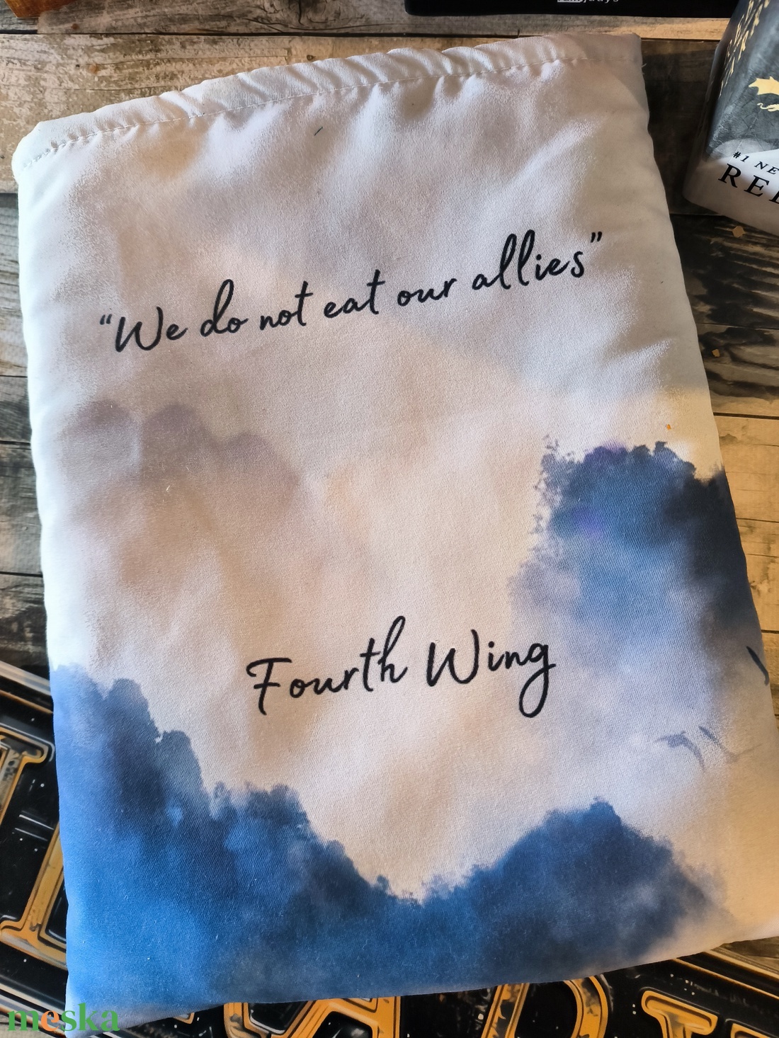 Fourth Wing Tairn és Andarna könyvtasak - Nagyméretű - könyv & zene - könyvtok - Meska.hu Fourth Wing Tairn és Andarna könyvtasak - Nagyméretű - könyv & zene - könyvtok - Meska.hu