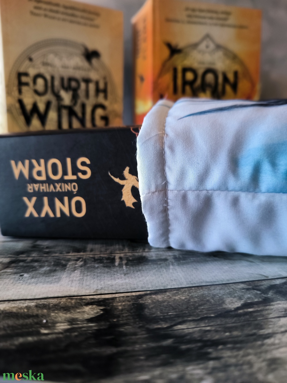 Fourth Wing Tairn és Andarna könyvtasak - Nagyméretű - könyv & zene - könyvtok - Meska.hu Fourth Wing Tairn és Andarna könyvtasak - Nagyméretű - könyv & zene - könyvtok - Meska.hu
