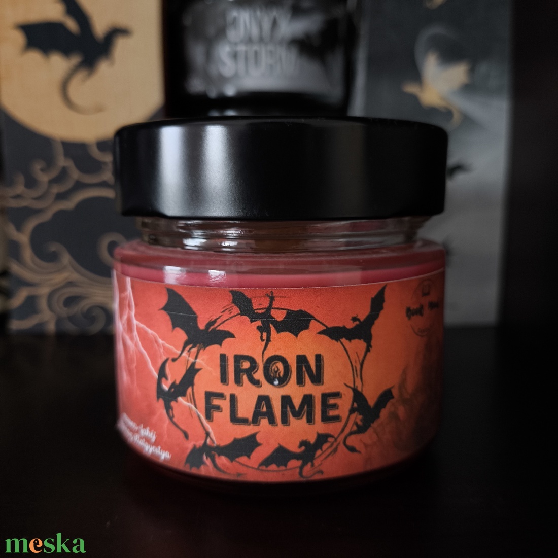 Fourth Wing / Iron Flame / Onyx Storm / Xaden szójaviasz illatgyertya - otthon & életmód - gyertya, illat, aroma - gyertya - Meska.hu Fourth Wing / Iron Flame / Onyx Storm / Xaden szójaviasz illatgyertya - otthon & életmód - gyertya, illat, aroma - gyertya - Meska.hu