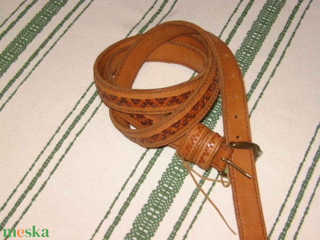 Szironyozott öv - ruha & divat - öv & övcsat - öv - Meska.hu Szironyozott öv - ruha & divat - öv & övcsat - öv - Meska.hu