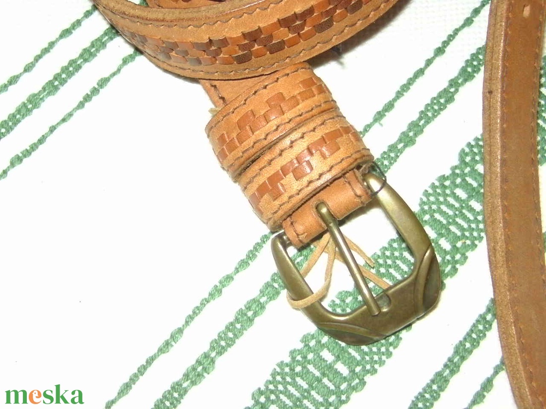 Szironyozott öv - ruha & divat - öv & övcsat - öv - Meska.hu Szironyozott öv - ruha & divat - öv & övcsat - öv - Meska.hu